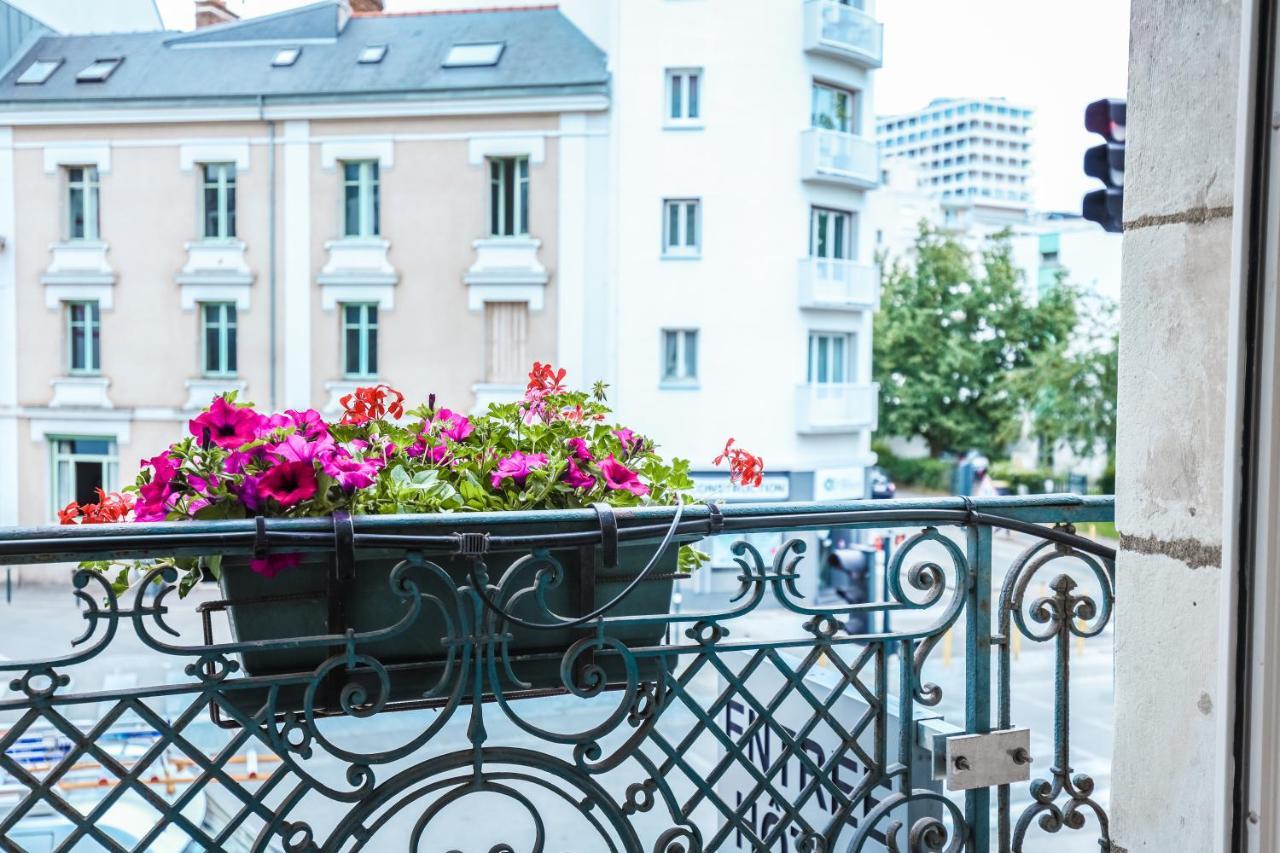 Hotel De La Ta Rennes Zewnętrze zdjęcie